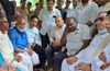 HD Kumaraswamy visits houses of slain Masood, Praveen Nettaru; hands over Rs 5 lakh cheque
