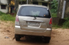 Hosangadi jewellery shop burglary case : Car of robbers found abandoned in Ullal