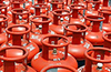 LPG Shortage Hits Mangaluru; Hotels, Street Food Stalls Shut Down