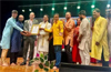Moodbidri singer Yashwanth sets world record with 28-hour non-stop singing marathon
