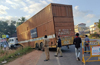 Mangaluru: Container truck veers into roadside ditch near Thokkottu