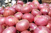 Wholesale onion prices skyrocket to all-time high of Rs.100