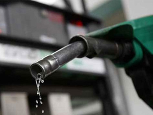 Petrol, diesel may be sold in supermarkets, govt to come up with proposal soon
