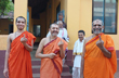 Ashta Mutt pontiffs cast vote in Udupi