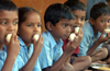 Shivamogga: Man accuses school teacher of force-feeding eggs to vegetarian daughter