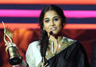 IIFA 2013 Awards presented. Ranbir, Vidya bag best actor awards