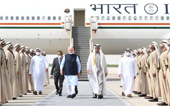 Sheikh Mohamed bin Zayed receives Indian PM Narendra Modi in UAE