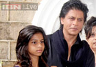 Find a boyfriend like me, Shah Rukh Khan tells daughter