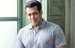 Salman Khan, bitten by non-venomous snake, is stable