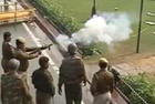 Delhi gang-rape: lathicharge, water cannons used on protesters