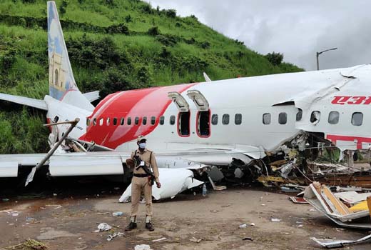 Rs 10 lakh compensation for kin of AIE plane crash victims: Kerala CM Pinarayi Vijayan