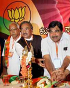 BJP�s RSS-triggered crisis