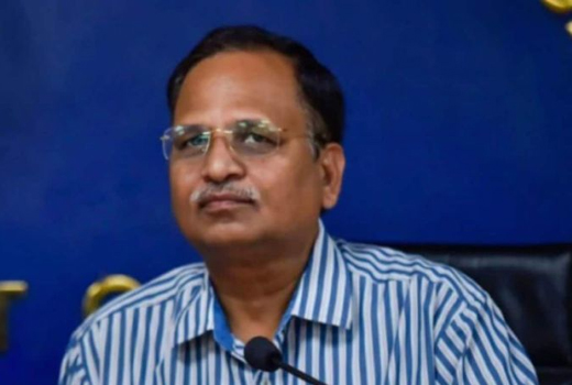 Lakhs testing Covid positive, why can’t Centre admit there is Community Transmission: Satyenda