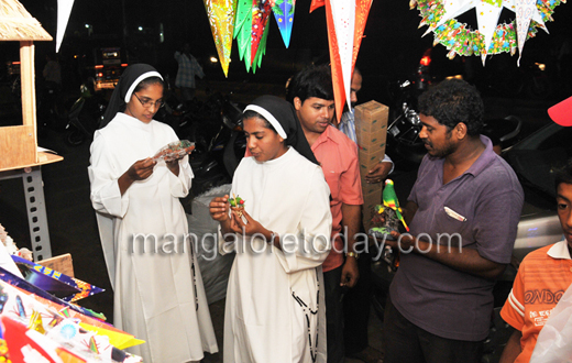 Christmas Preparations in Mangalore
