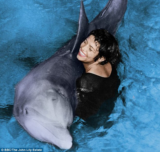 MARGRET-DOLPHI...