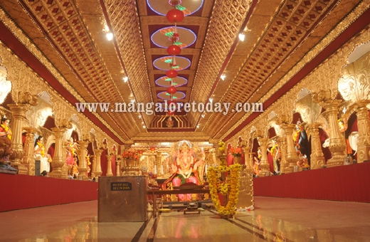 Mangalore Dasara 2013 begins