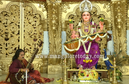 Mangalore Dasara 2013 begins