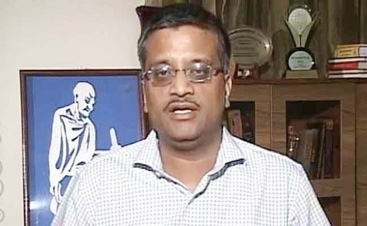 ashok-khemka.