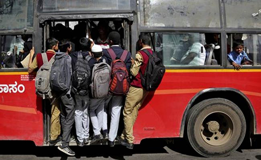 bus-crowded.