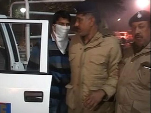chandigarh-cops arrested