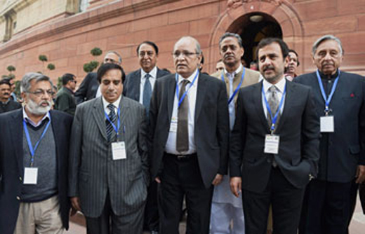 Pakistanis Pose As Indians After New York Bomb Scare