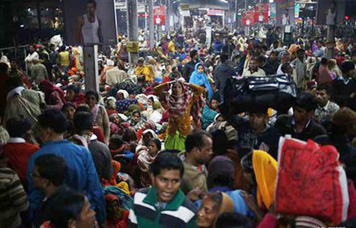 Allahabad rly stn stampade-Feb 10, 2013-1