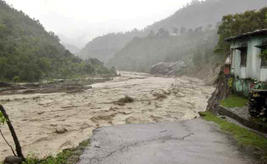 uttarakhand-flood hits thousands3